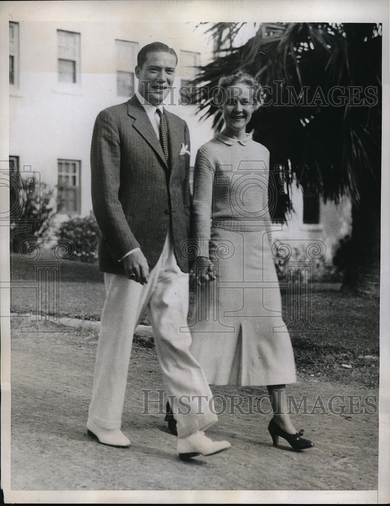 1934 Press Photo Mr. and Mrs W. Warren Kirkbride - Historic Images