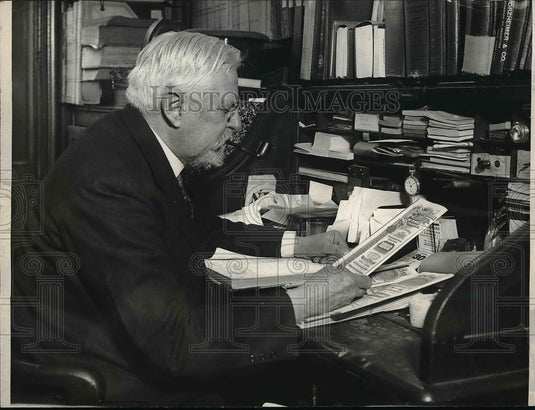 1925 Press Photo R.M Smith has been involved with Wall Street for 41 years. - Historic Images