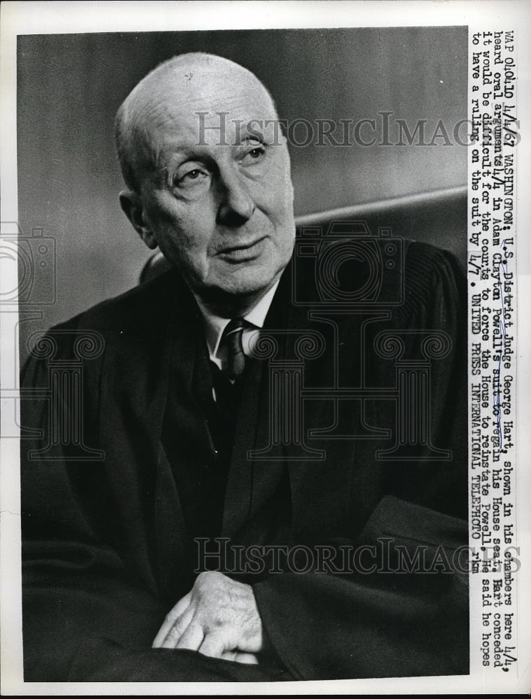 1967 Press Photo US District Judge George Hart in His Chambers - Historic Images