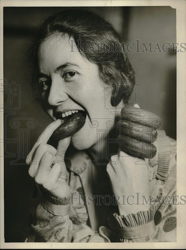 1926 Press Photo Gladys Dawson, Oakland, Ca. - Historic Images