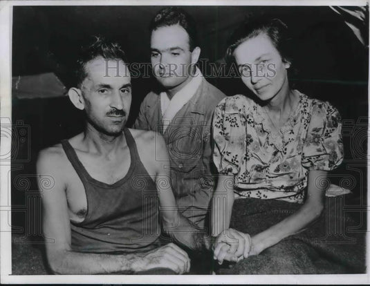 1944 Press Photo Dr & Mrs Theodore Braun Missionaries - Historic Images
