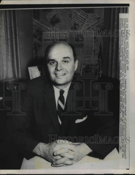 1971 Press Photo Manager of Scripps Howard Newspapers Gregory Dembski - Historic Images