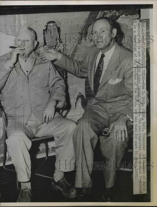 1950 Press Photo John Nance Garner, Max B. Hurt - Historic Images
