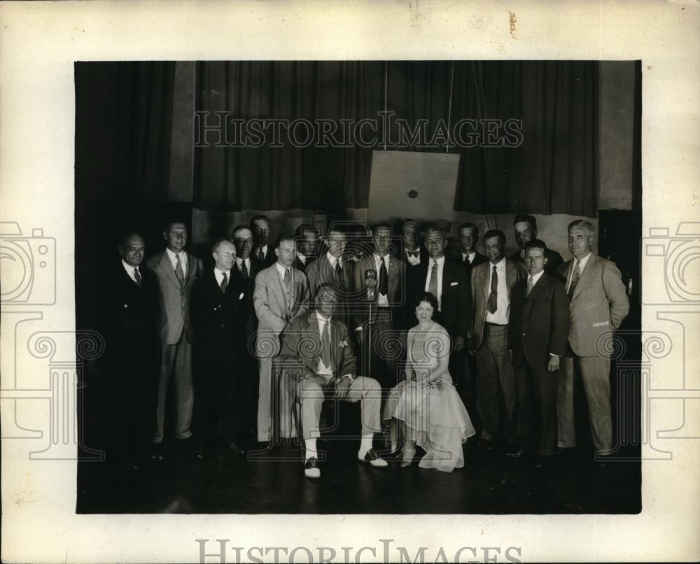 1929 Press Photo Reinald Werrenrath &amp; Lois Bennett Soprano with His Chorus - Historic Images