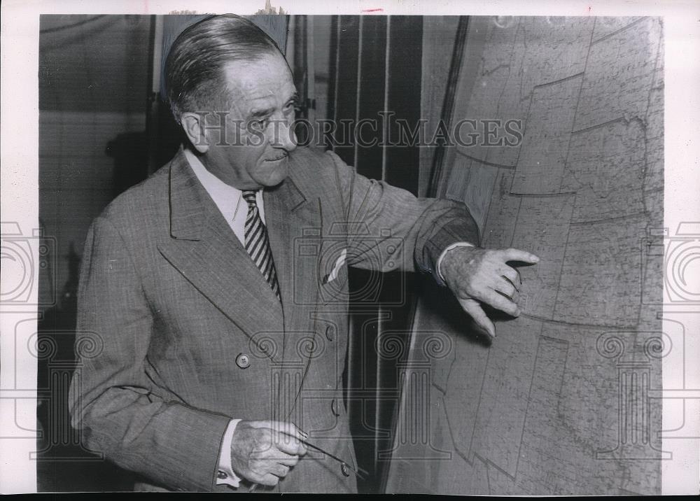 1954 Press Photo US Air Force Sec, Harold Talbot in D.C. - Historic Images