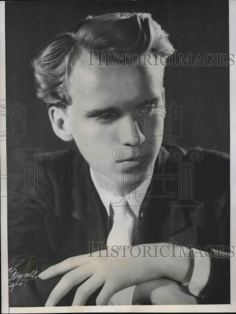 1942 Press Photo David Nivall Artist Arrested For Failure To Register For Draft - Historic Images