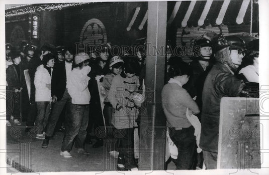 1969 Press Photo Radical Students Standing Inline After Arrest For Rioting - Historic Images