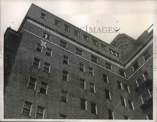 1938 Press Photo An "X" marks the room where Mrs. Franklin D. Roosevelt Jr. - Historic Images