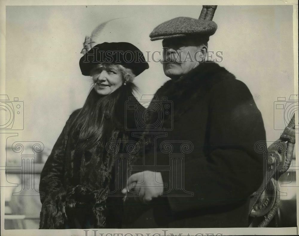1923 Press Photo Mr & Mrs F Egerton Webb of Chicago - Historic Images