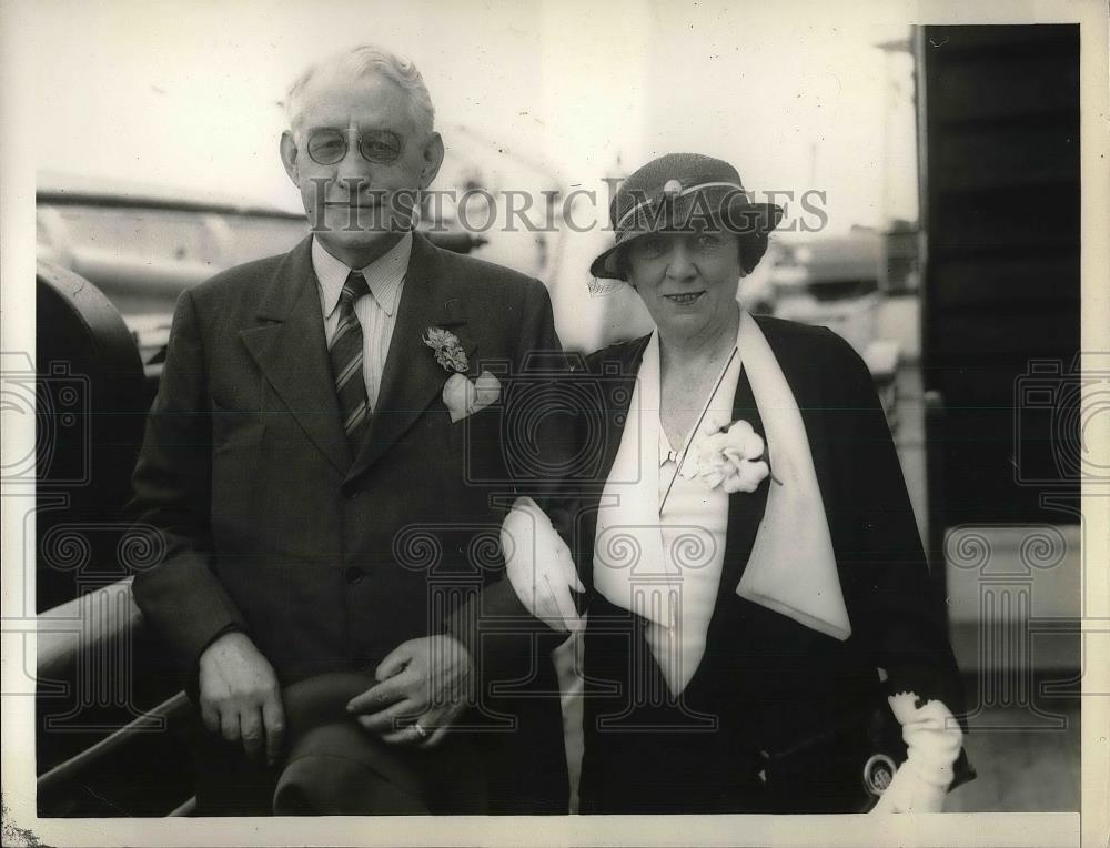 1933 Press Photo Mr.and Mrs.Frederick Murphy, Publisher of Minneapolis Tribune. - Historic Images