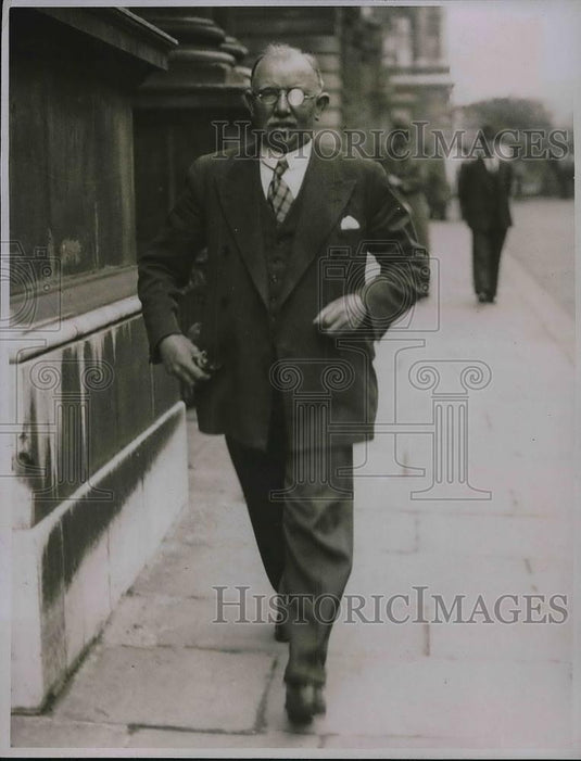 1933 Press Photo Mr JH Thoas Secretary for the Dominions With No Hat - neb26808 - Historic Images