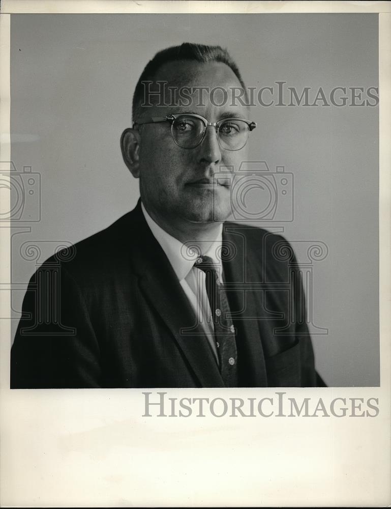 1962 Press Photo JT Kaufman Engineering Manager Naugatuck Chemical Division - Historic Images