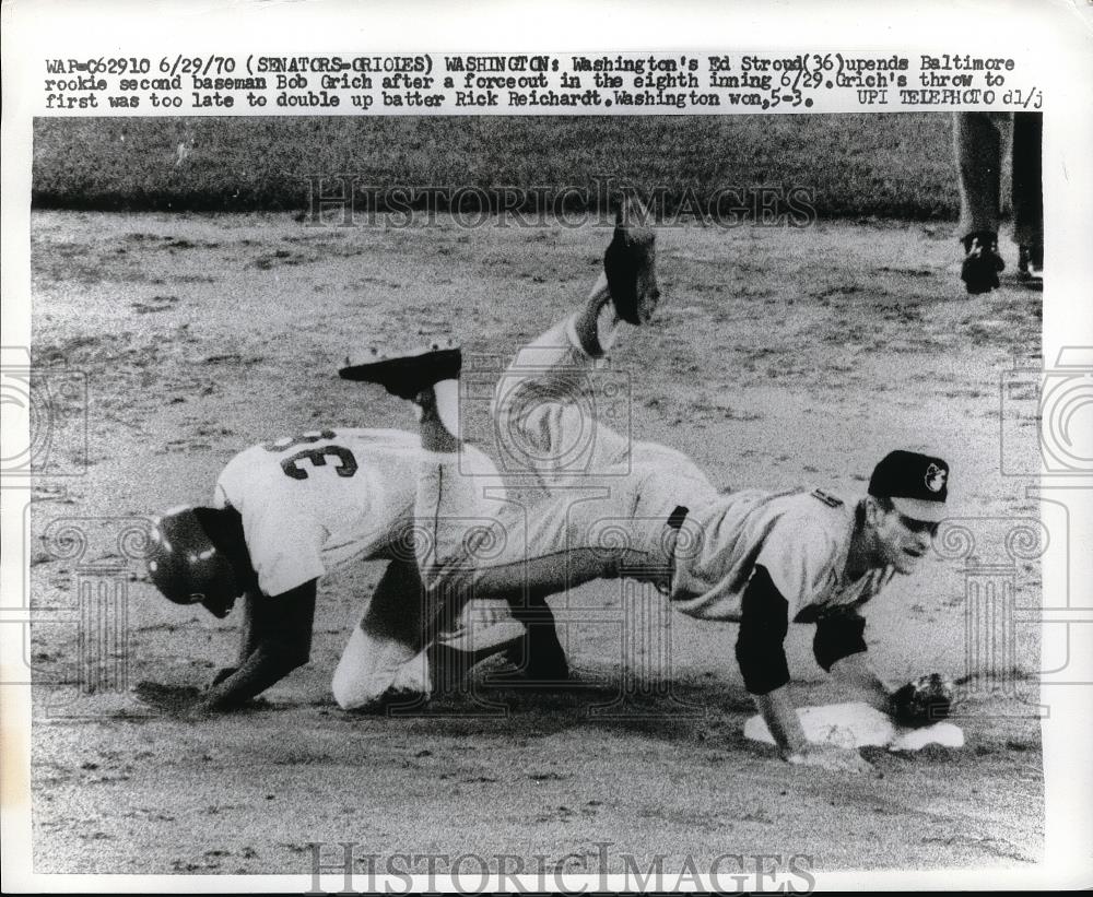 1970 Press Photo Ed Stroud Senators Forced Out At 2nd Bob Grich Orioles MLB Game - Historic Images