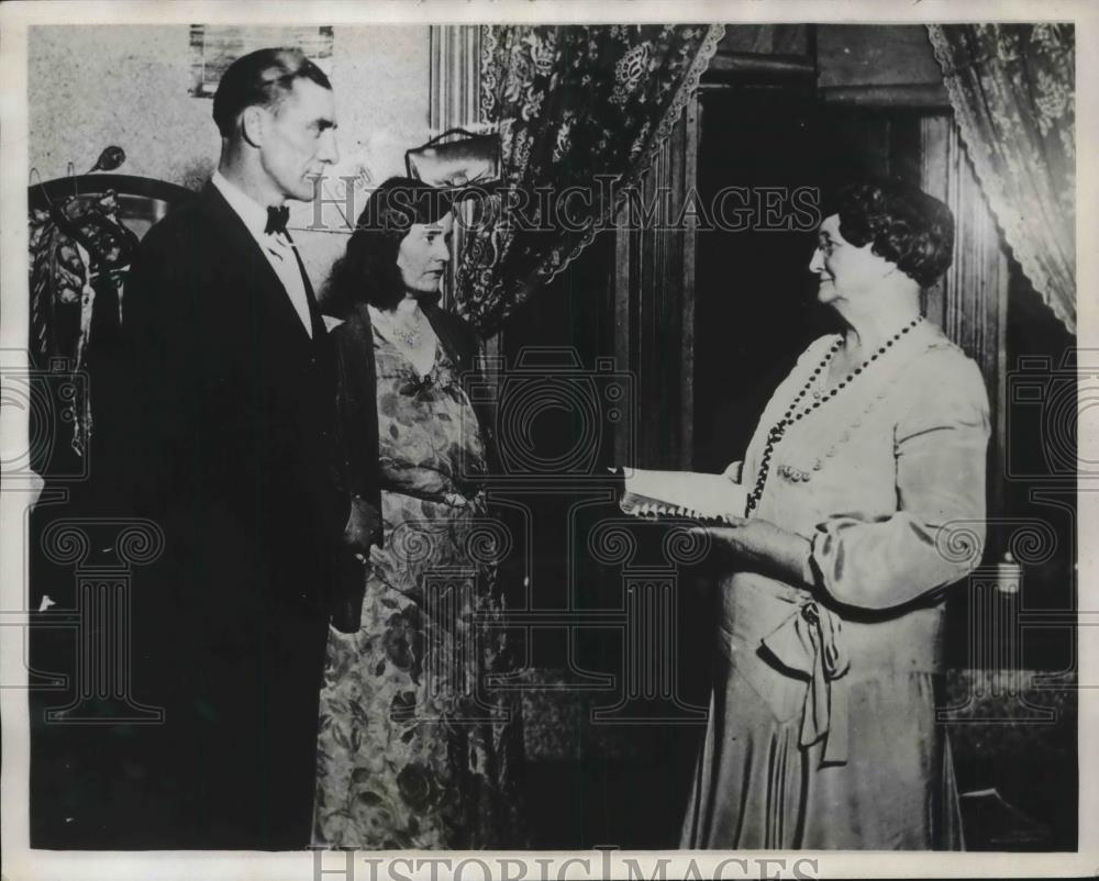 1932 Press Photo Elizabeth Lawson performed her ex-husband&#39;s wedding ceremony - Historic Images