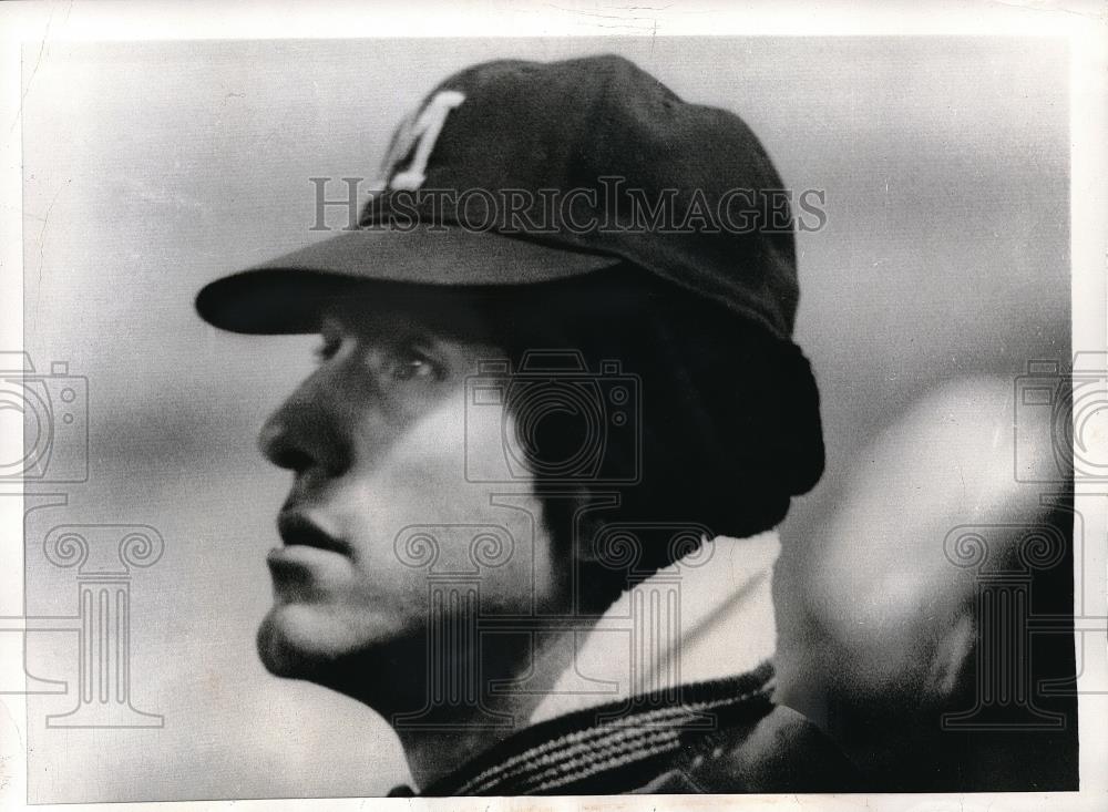 1970 Press Photo Russ Snyder in 41-degree temperatures - Historic Images