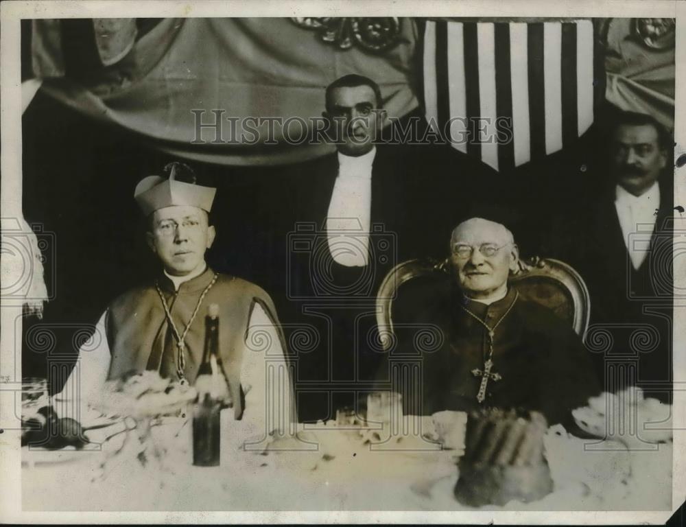1926 Press Photo Bishop J.F. Mooney, Delegate to India, Cardinal Vani Rossini - Historic Images