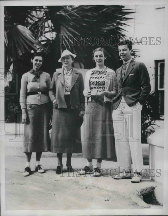 1936 Press Photo Mrs. U.E.V. Hickey & Children Howard, Nancy, Janet in Bermuda - Historic Images
