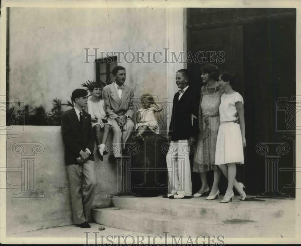 1929 Press Photo Owen Family Group John, Helen Mayor Owen - Historic Images