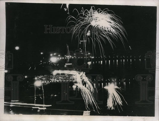 1936 Press Photo Fireworks, Religious Celebration, Rio Bay Rio De Janeiro Brazil - Historic Images