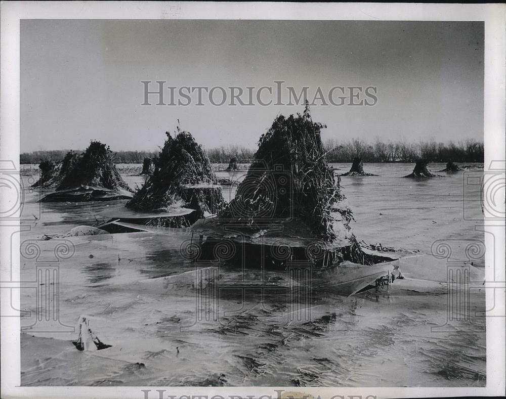 1944 Press Photo Ice Spreads Over Kansas After Floods - Historic Images