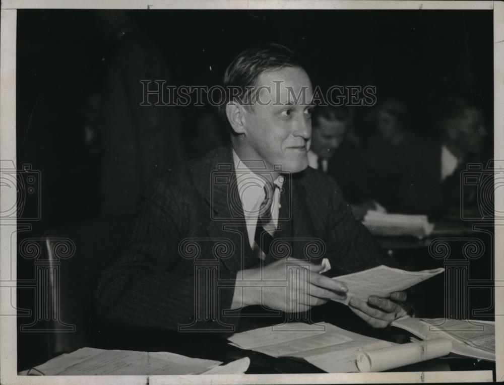 1935 Press Photo Harry Hopkins Federal Relief Administrator Speaks to Senate - Historic Images