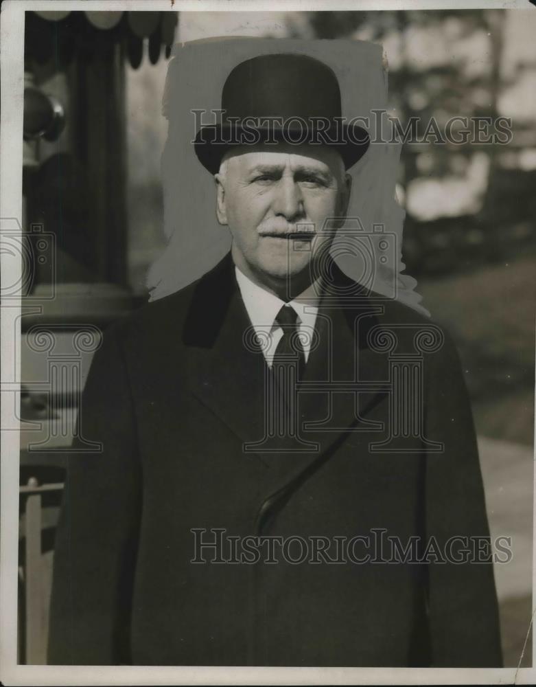 1932 Press Photo Fred Fear Chairman Moba Private Coach Commeter - Historic Images