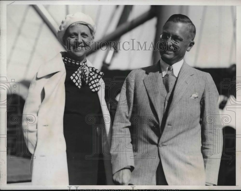 1933 Press Photo Curtis G. weber &amp; Mrs Margaret Yansen on Santa Teresa liner - Historic Images