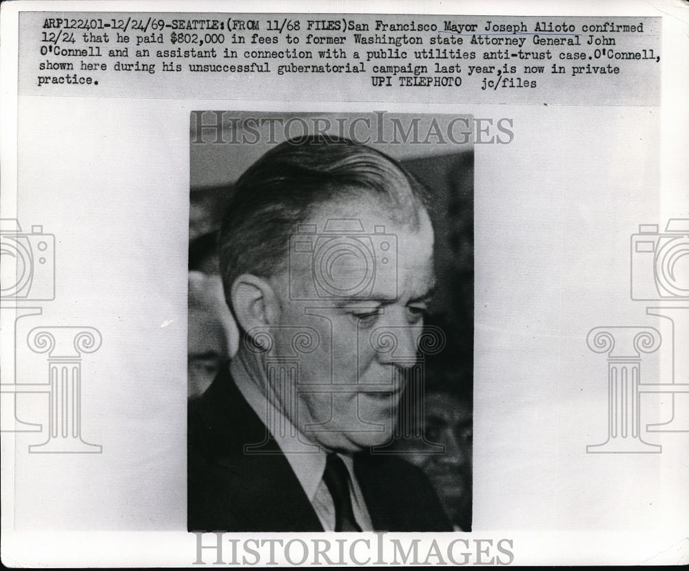 1969 Press Photo Mayor Joseph Alioto Confirms He Paid Attorney $800,000 In Fees - Historic Images