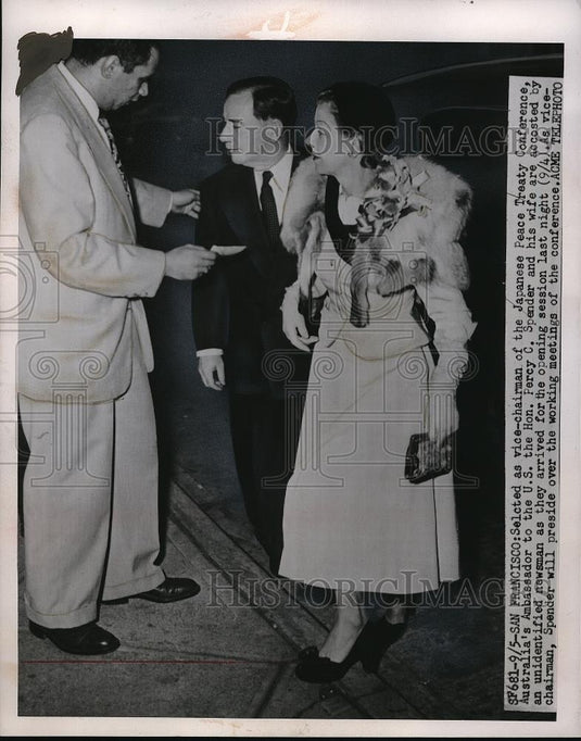 Press Photo Australian Ambassador Percy Spender & Wife Accosted By Newsman - Historic Images