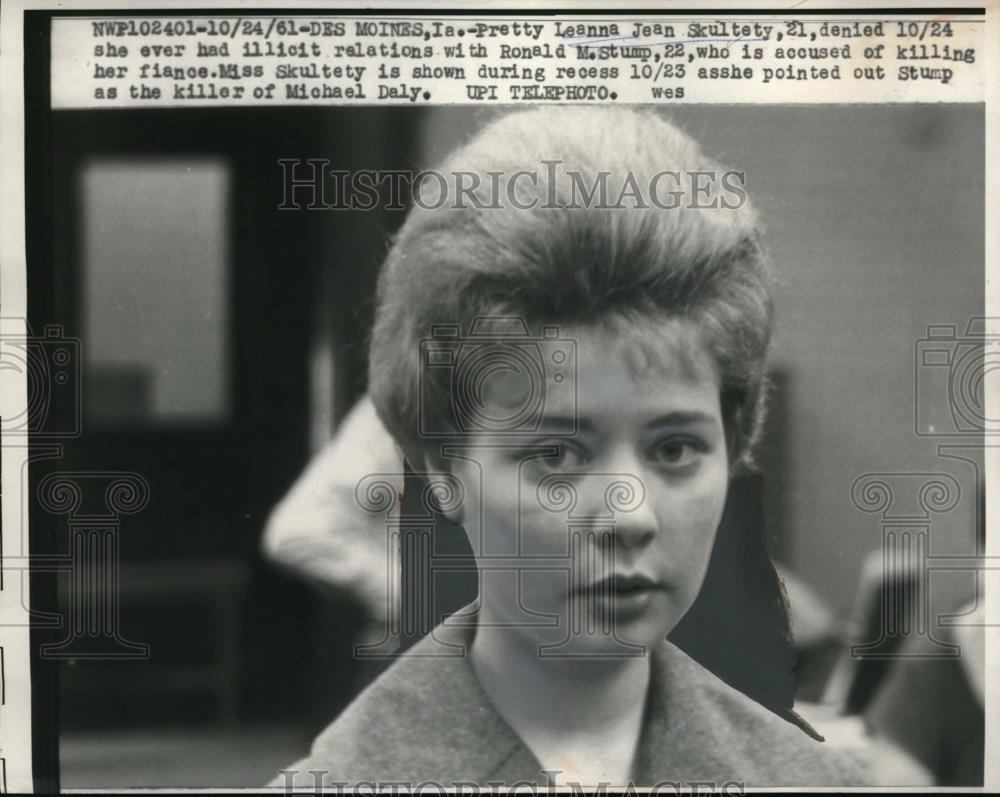 1961 Press Photo Leana Jean Skultety in Ronald Stump murder trial of his fiance. - Historic Images