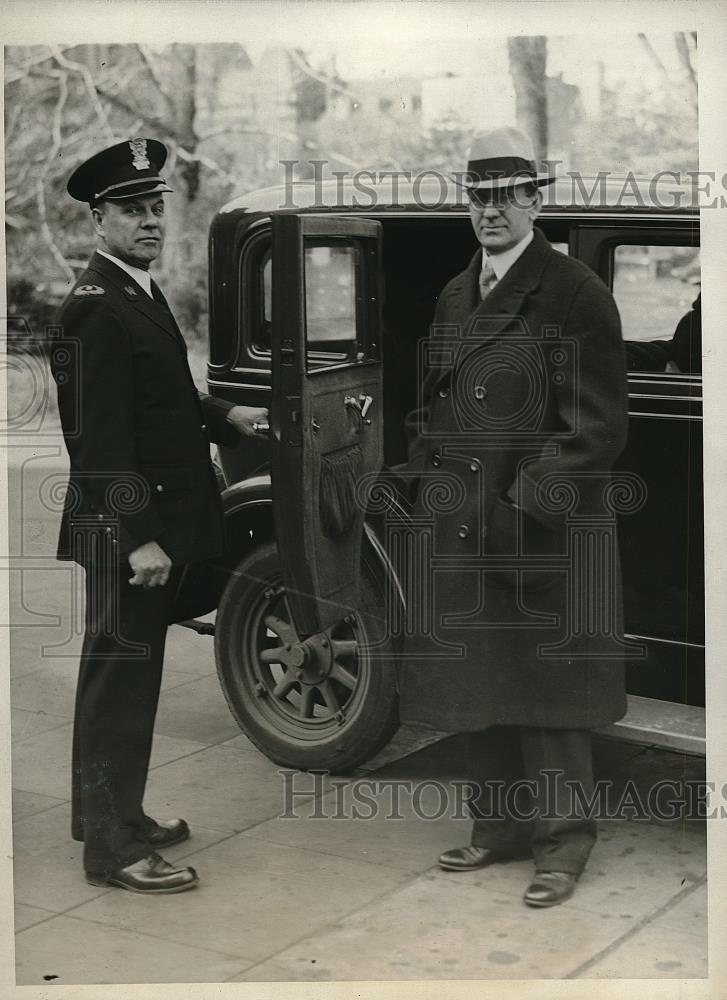 1930 Press Photo Secretary of Labor William N Doak &amp; Larry Seaman Police - Historic Images