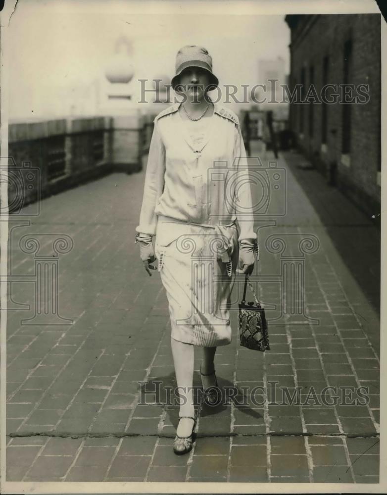 1927 Press Photo Clara E.O&#39;Reilly sue William Alexander in alleged agreement. - Historic Images