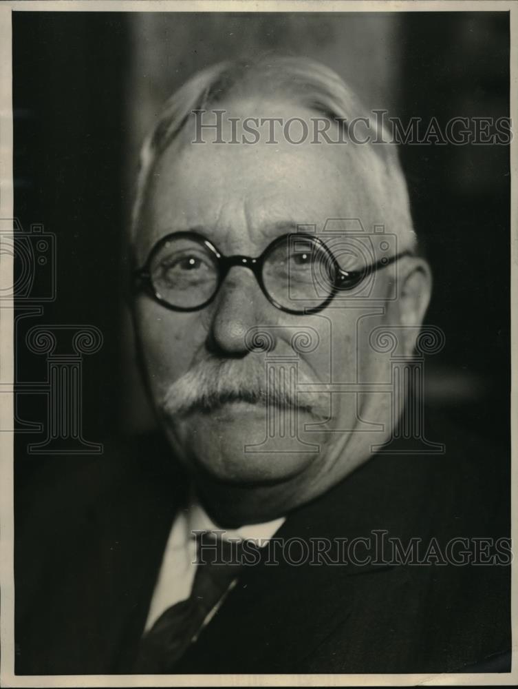 1922 Press Photo Dr. John P. Davin, Candidate to Represent Medical Rights League - Historic Images