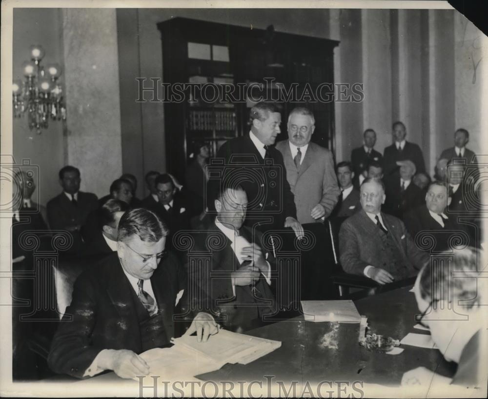 1932 Press Photo Richard V. Whitney New York Stock Exchange Senate Investigation - Historic Images