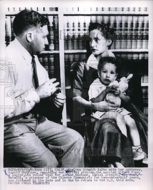 1955 Press Photo Nevada City, Ca. Mrs Una Schmidt & atty Harold Berliner - Historic Images