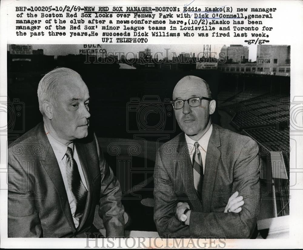 1969 Press Photo New Red Sox mgr Eddie Kasko & GM Dick O'Connell - Historic Images