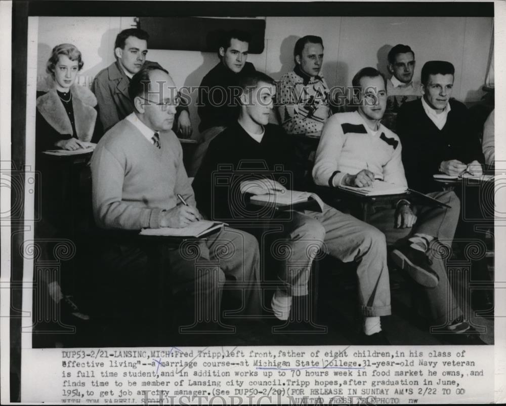 1953 Press Photo Fred Tripp Michigan State College 31 year old Navy veteran - Historic Images