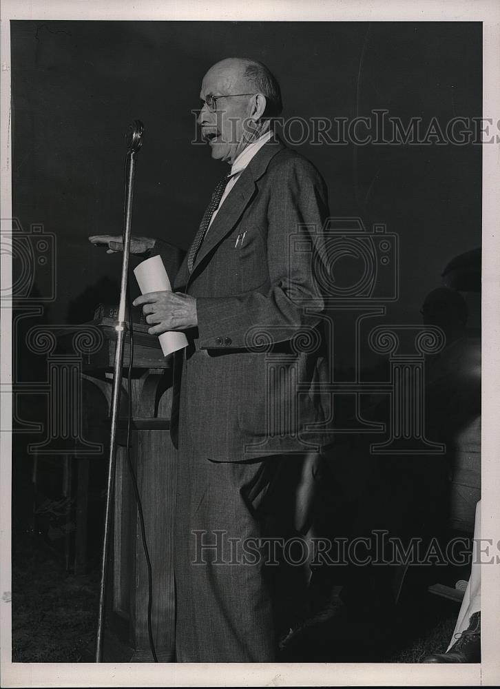 1939 Press Photo Michigan Gov Luren Dickinson Speaks At Royal Oak High School - Historic Images
