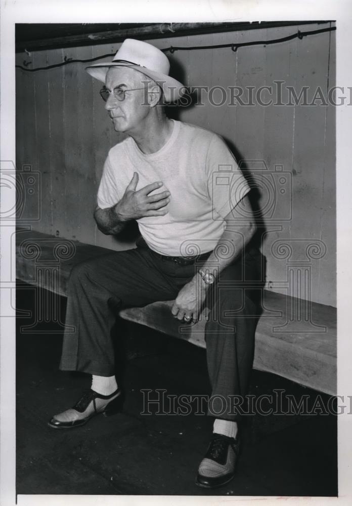 1947 Press Photo Dodgers Manager Burt Shotton - Historic Images