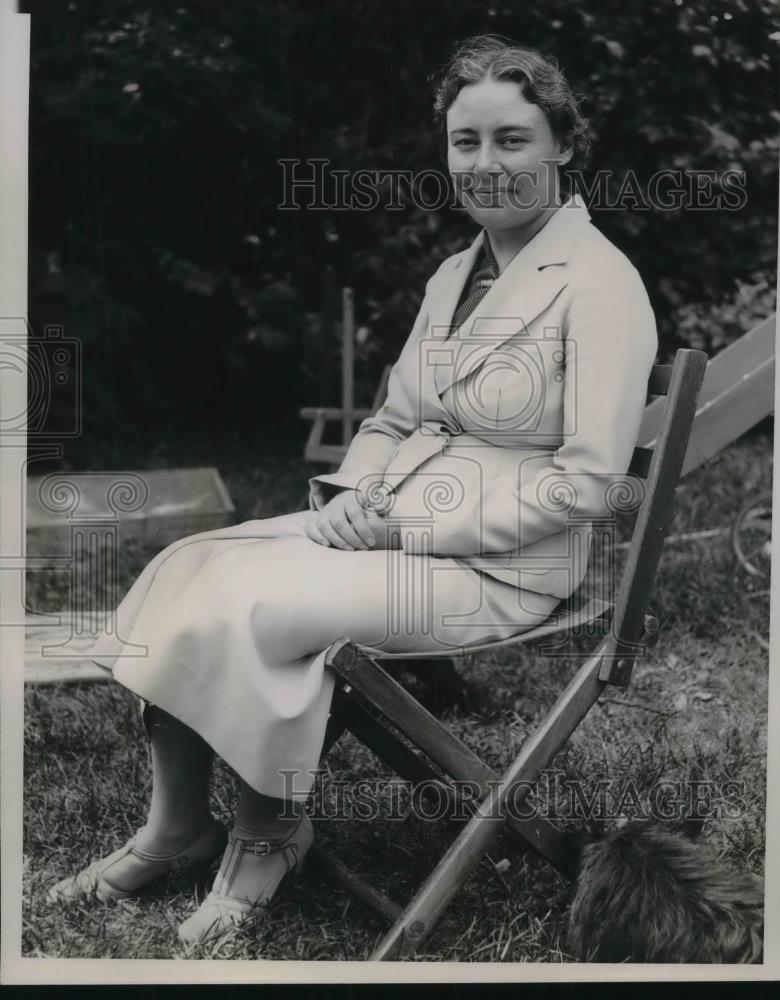 1936 Press Photo Mrs. Alf Landon Wife of KS Governor - Historic Images