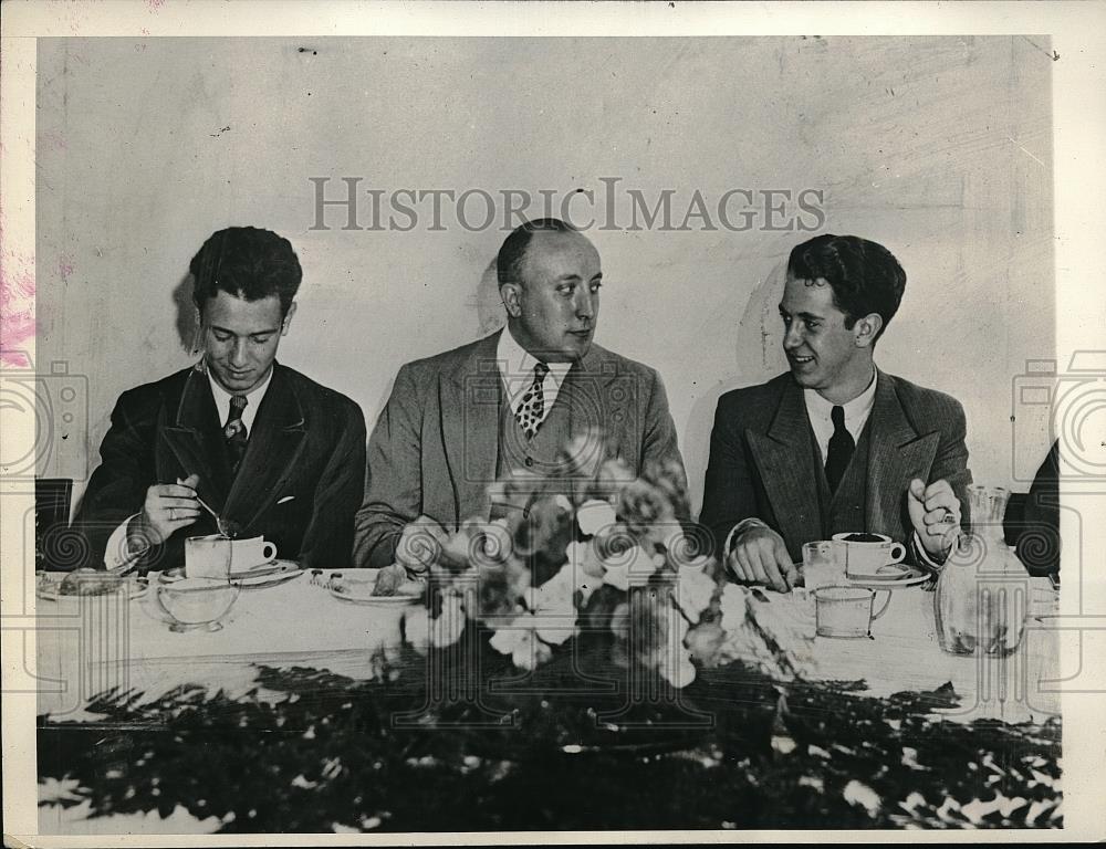 1931 Press Photo President Ortiz Rubio of Mexico 2 Young Sons in New York - Historic Images