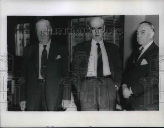 1952 Press Photo Reps Cio United Steelworkers Joseph M. Larkin, VP , John A St - Historic Images