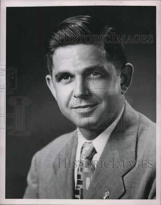 1950 Press Photo Charles Harbaugh Executive Director Of "The American Guard" - Historic Images