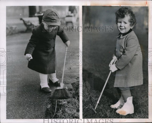 1950 Press Photo London, England Simon Rasch & Aylmer Gribble,children at play - Historic Images