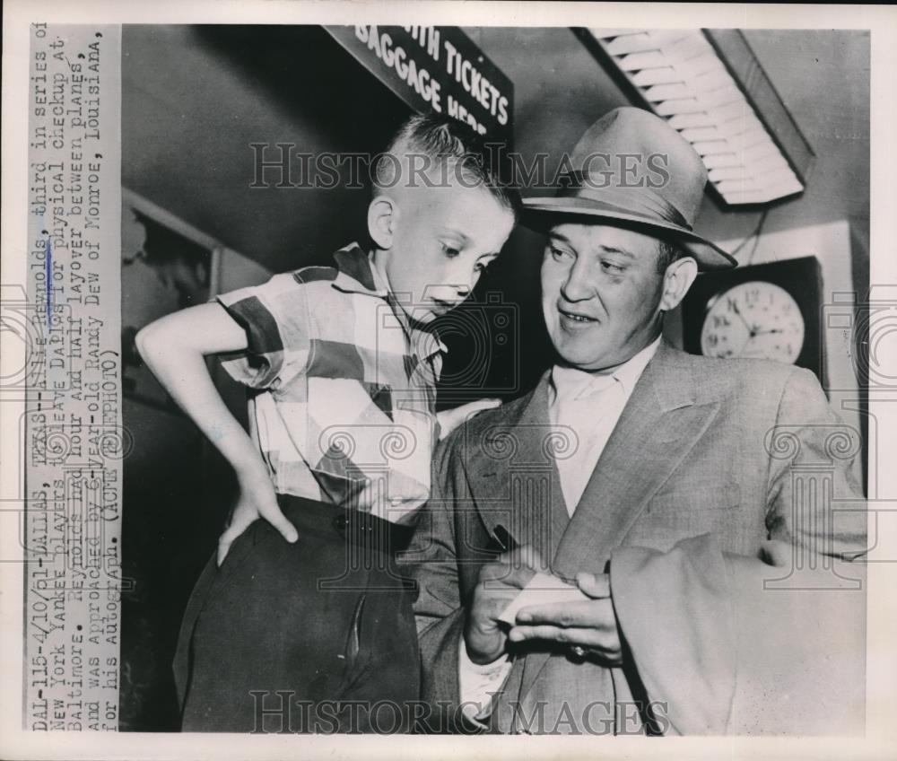 1951 Press Photo Allie Reynolds New York Yankees and Randy Dew - Historic Images