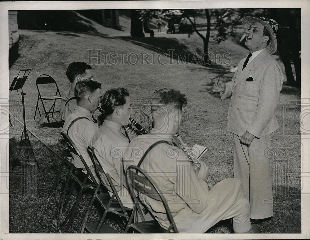 1937 Press Photo Meyer Goldman New York Band Leader at Alfalfa Club - Historic Images