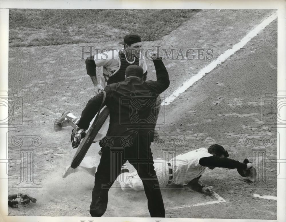 1961 Press Photo White Sox Sammy Esposito Out at Home, Pete Daley of Senators - Historic Images