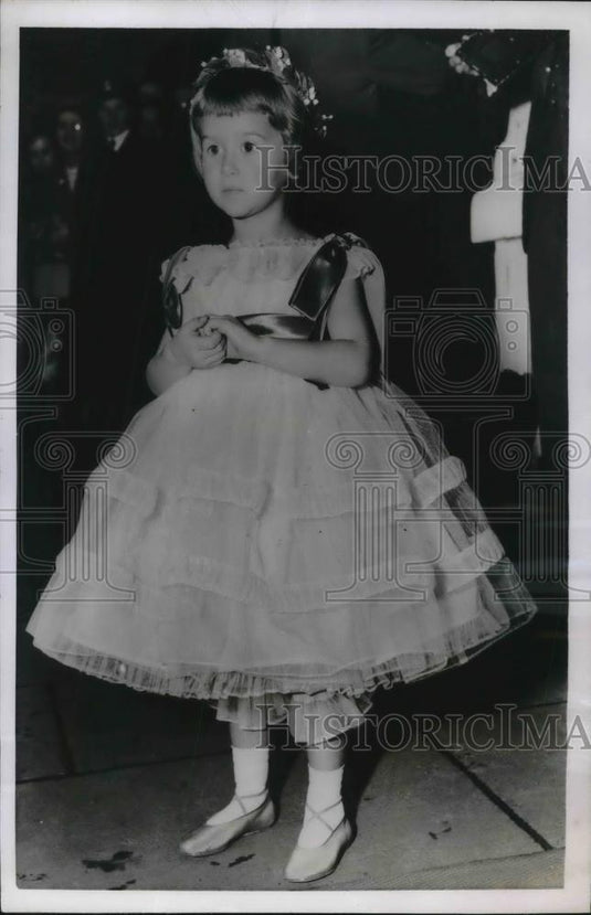 1955 Press Photo Wilkinson Cox Wears Bridesmaid's Crinoline Skirt & Pantaloons - Historic Images
