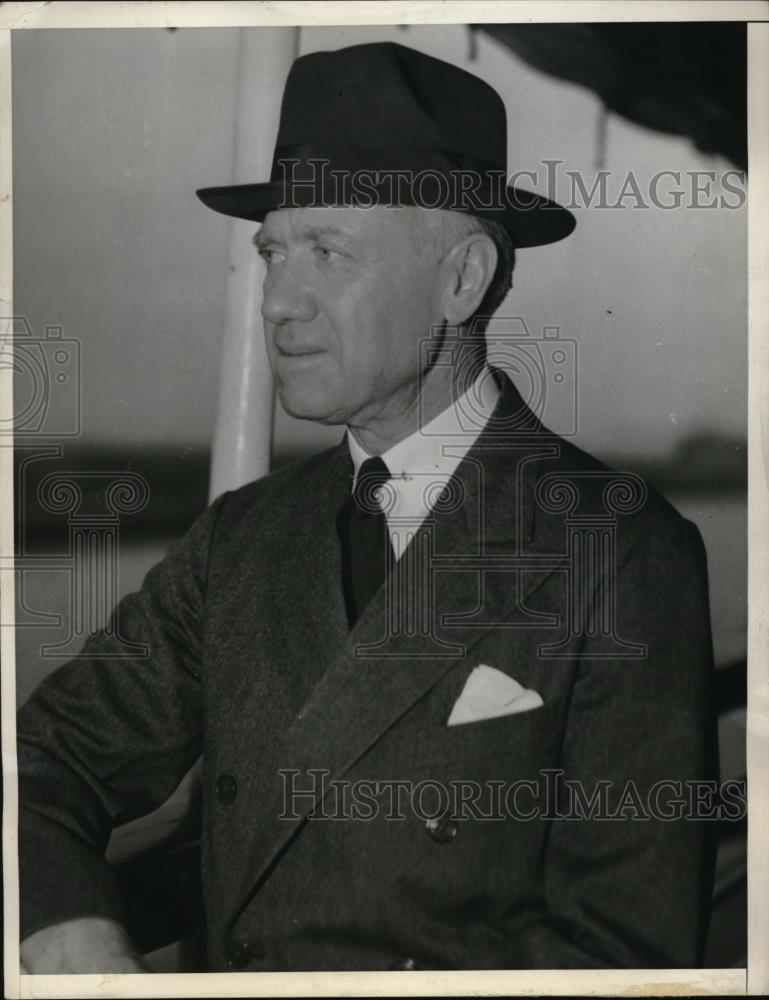 1937 Press Photo Charles Henderson Director Of Reconstruction Finance Corp - Historic Images