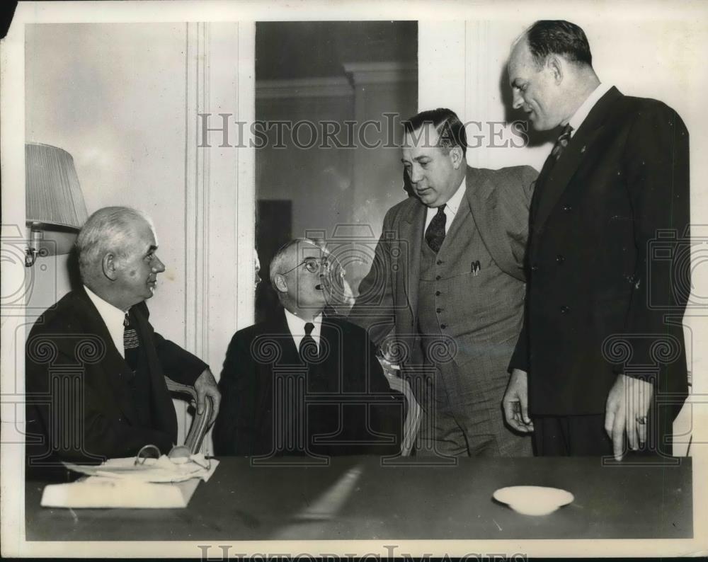 1942 Press Photo P Murray,RJ Thomas,sec of UAW,Joe Durran, T Kennedy - Historic Images